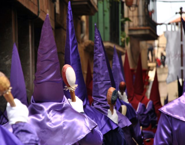 Capirotes bombos